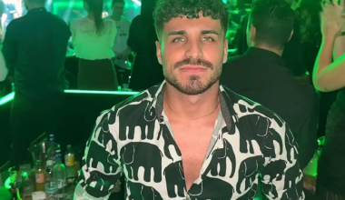 «Αλλάξανε τα πλάνα μου»: Σάλος με την αφίσα για την εμφάνιση του Σ.Παπαδόπουλου στην Κύπρο (βίντεο)