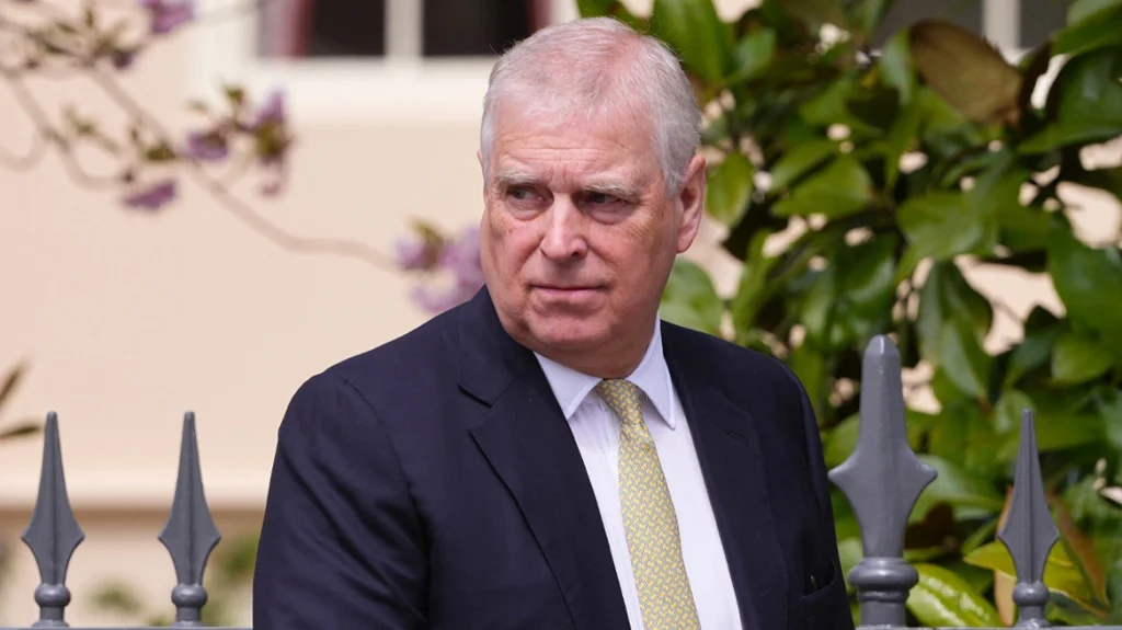 Σε στενή επαφή εισαγγελία και αστυνομία στη Βρετανία για Άντριου και τις απόρρητες πληροφορίες στον Έπσταϊν