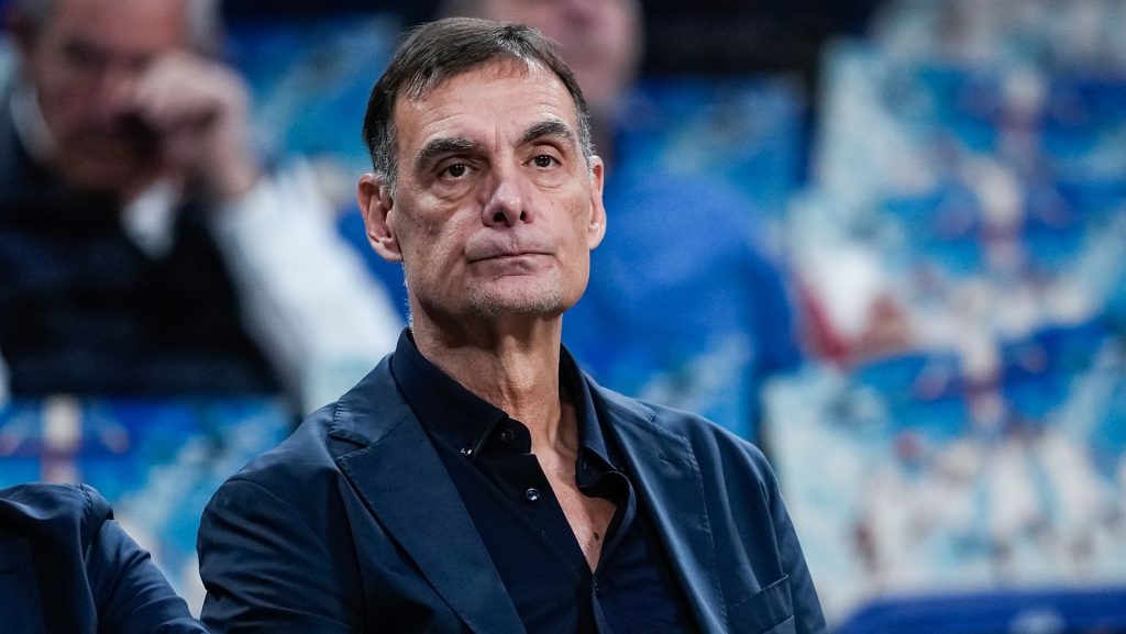 Χρηματικό πρόστιμο 4.000 ευρώ στον Γ.Μπαρτζώκα από τη Euroleague για το επεισόδιο με οπαδό στο Ντουμπάι