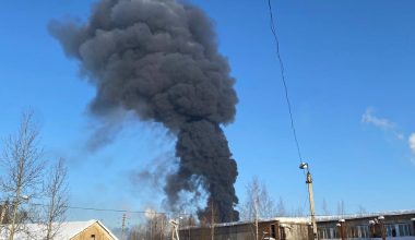 Οι ουκρανικές δυνάμεις κτύπησαν διυλιστήριο της Lukoil στη ρωσική Δημοκρατία των Κόμι (βίντεο)