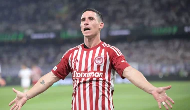 Ν.Ποντένσε: Με μία αγωνιστική τιμωρήθηκε ο παίκτης του Ολυμπιακού για το περιστατικό με την ομπρέλα