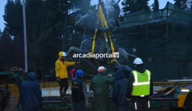 Μετακινήθηκε μετά από 53 χρόνια το άγαλμα του Κολοκοτρώνη στην Τρίπολη!