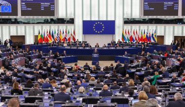 Ευρωκοινοβούλιο: Ψήφισε πρόταση για την πλήρη αναγνώριση των τρανς ατόμων ως γυναίκες!