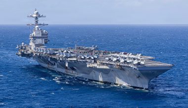 Το αμερικανικό αεροπλανοφόρο USS Gerald R. Ford κατευθύνεται προς τη Μέση Ανατολή