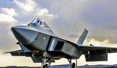 Οι Τούρκοι λένε ότι η Σαουδική Αραβία θα αγοράσει το μαχητικό KAAN