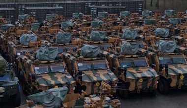 Το ΝΑΤΟ λατρεύει τους Τούρκους και το δείχνει (βίντεο)