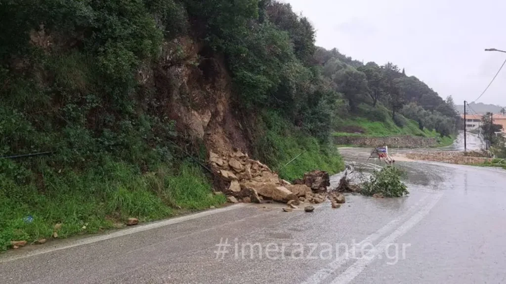 Κατολισθήσεις στη Ζάκυνθο: Εκκενώθηκαν κατοικίες
