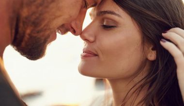 Δείτε τι συμβαίνει στο σώμα μας όταν ερωτευόμαστε αλλά και όταν χωρίζουμε