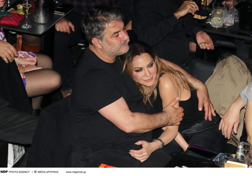 Οι φωτογραφίες της Δ.Βανδή με τον Β.Μπισμπίκη με αφορμή την ημέρα του Αγίου Βαλεντίνου (φώτο)