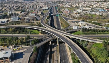 Κυκλοφοριακές ρυθμίσεις στην Αττική Οδό: Κλειστό το ρεύμα προς Αεροδρόμιο από την Ελευσίνα έως το Αιγάλεω