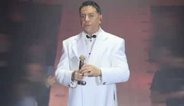 Γ.Μαζωνάκης: Με επιτυχία ολοκληρώθηκε η χειρουργική επέμβαση του τραγουδιστή – Η πρώτη επίσκεψη που δέχθηκε