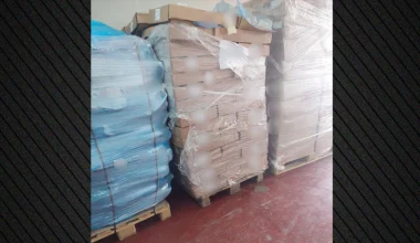 Κατασχέθηκαν 4,8 τόνοι σάπιου κρέατος στο Καπανδρίτι, λίγο πριν διατεθούν στην αγορά για την Τσικνοπέμπτη