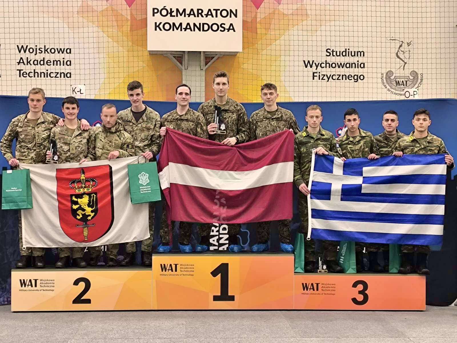Καλή θέση της Σχολής Ευελπίδων σε διαγωνισμό ημιμαραθωνίου μάχης στον Πολωνία