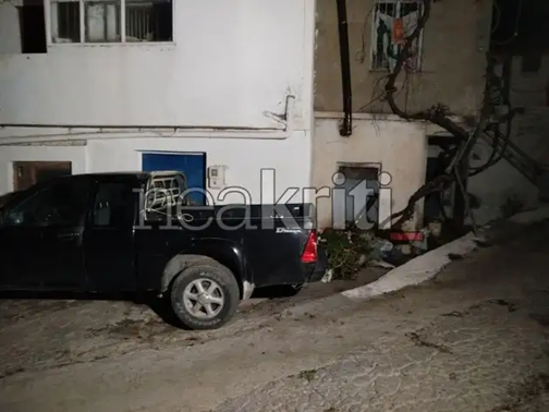 Έγκλημα στο Ηράκλειο: Με το μαχαίρι καρφωμένο στην κοιλιά βρέθηκε ο 67χρονος – Αυτός είναι ο 63χρονος αδελφοκτόνος