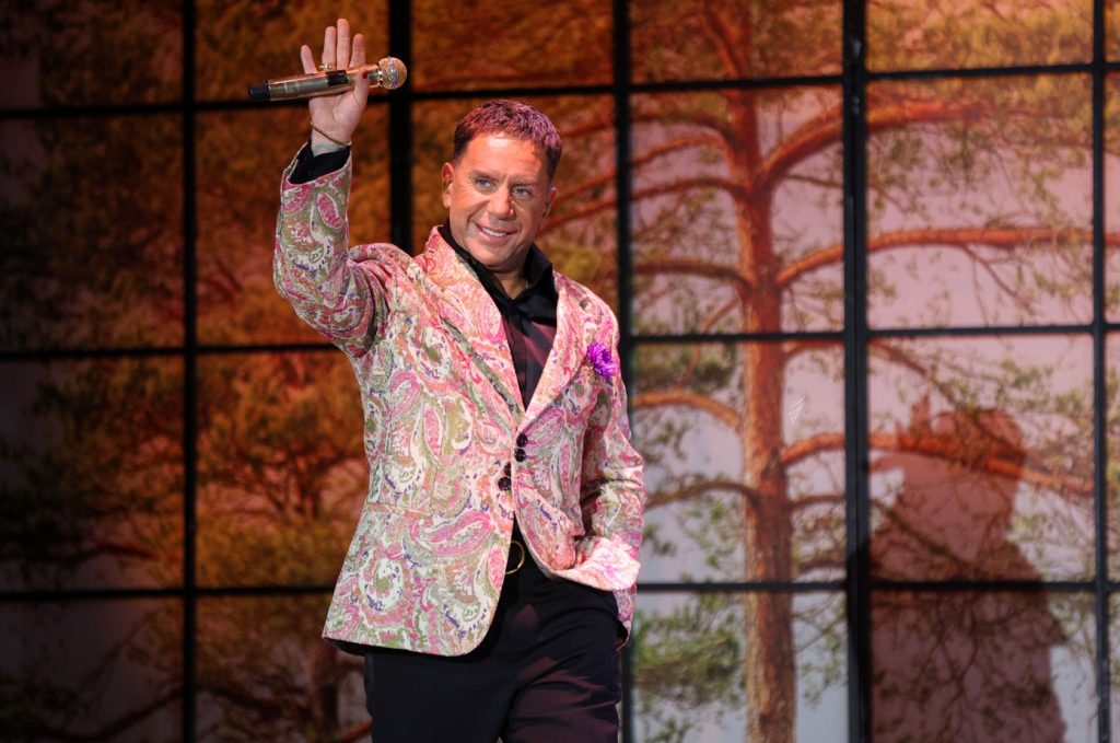 Γ.Μαζωνάκης: Εξιτήριο για τον τραγουδιστή από το νοσοκομείο