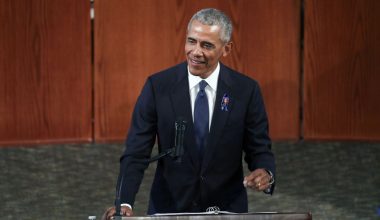 Μ.Ομπάμα: «Οι εξωγήινοι είναι πραγματικοί αλλά εγώ δεν τους έχω δει» (βίντεο)