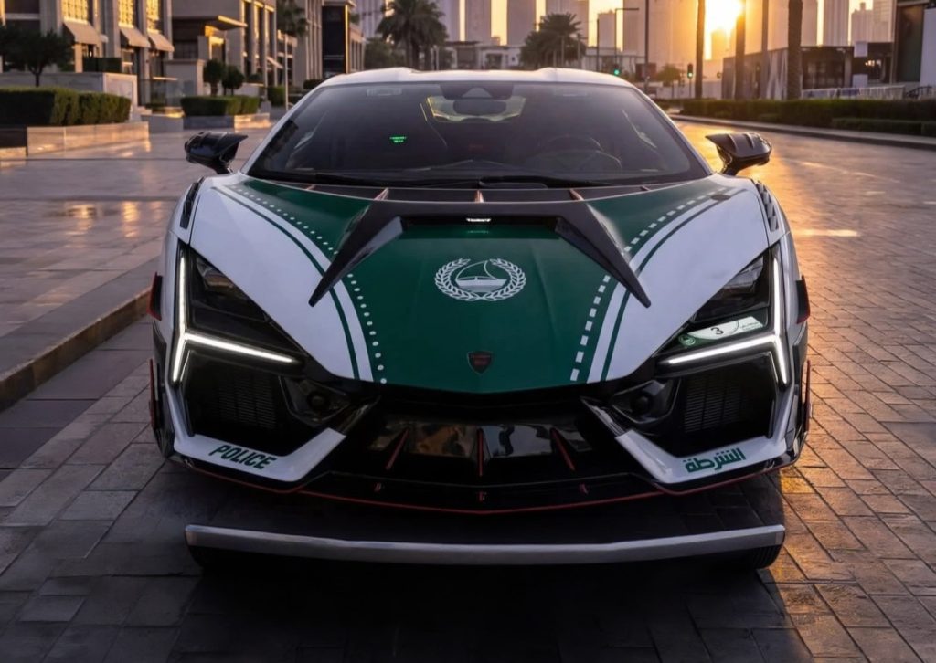 Ντουμπάι: Και περιπολικό Lamborghini Revuelto της Mansory