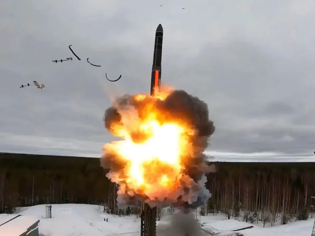 Ρωσία για Oreshnik: «Είναι το απόλυτο όπλο για τα επόμενα τουλάχιστον 20 χρόνια»