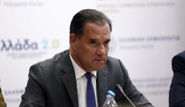 Α.Γεωργιάδης για θάνατο μοντέρ Mega: «Έπρεπε να μείνει μέσα στο κέντρο υγείας και να μεταφερθεί με το ΕΚΑΒ»