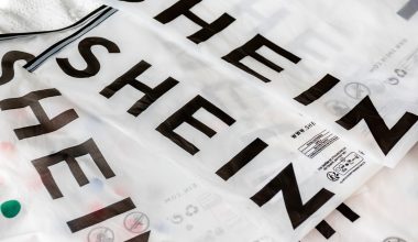 Η ΕΕ ξεκίνησε έρευνα κατά της Shein για παράνομα προϊόντα και εθιστικό σχεδιασμό της πλατφόρμας
