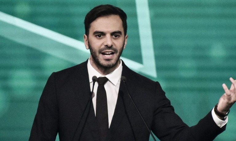 Άνω κάτω στο ΠΑΣΟΚ: Ο Μ.Χριστοδουλάκης στηρίζει τον Γ.Παναγόπουλο