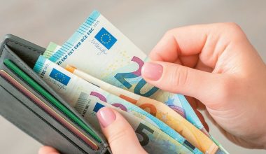 ΓΣΕΕ: Δείτε πώς θα αμειφθούν όσοι εργαστούν την Καθαρά Δευτέρα