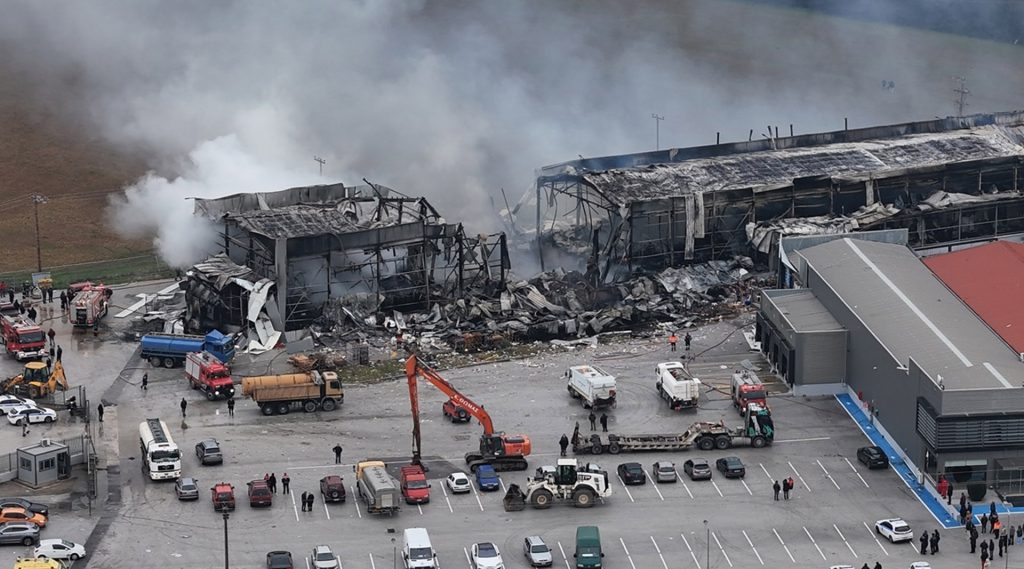 Τι βρέθηκε στις τρεις εγκαταστάσεις της «Βιολάντα»: Παράνομες εσκαφές, «κρυφές» αποθήκες και ανεπαρκής πυρασφάλεια