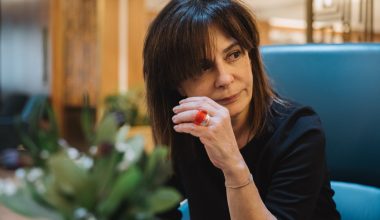 Ε.Σωτηροπούλου: «Έφυγα για το Άμστερνταμ γιατί ερωτεύτηκα – Οι γονείς μου κάλεσαν την Ιnterpol»