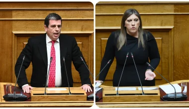«Σύγκρουση» Δ.Καιρίδη – Ζ.Κωνσταντοπούλου στη Βουλή: «Μεγαλώσατε στα πούπουλα»