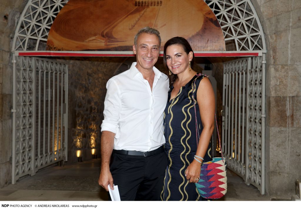 Όλγα Κεφαλογιάννη: Μετά τον σάλο απέσυρε την αγωγή σε βάρος του Μίνου Μάτσα για την συνεπιμέλεια των παιδιών τους