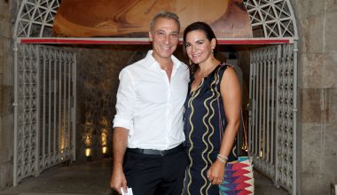 Όλγα Κεφαλογιάννη: Μετά τον σάλο απέσυρε την αγωγή σε βάρος του Μίνου Μάτσα για την συνεπιμέλεια των παιδιών τους