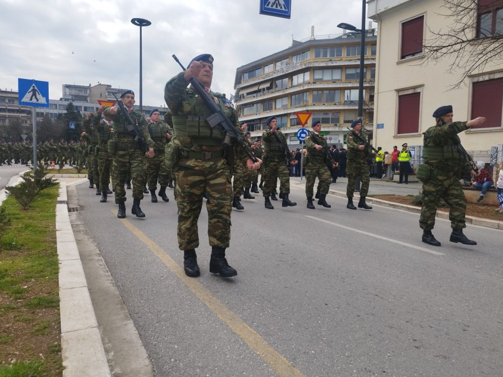 Ιωάννινα: Διμοιρία της Προεδρικής Φρουράς, F-16 και στρατιωτικά ελικόπτερα στη μεγάλη παρέλαση αύριο