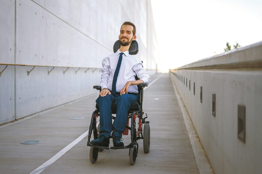 Στ.Κυμπουρόπουλος: Αποκλείστηκε από εκδήλωση λόγω έλλειψης προσβασιμότητας σε άτομα με αναπηρία