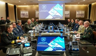 Ξαφνική  επίσκεψη του ανώτατου διοικητή των Συμμαχικών Δυνάμεων της Ευρώπης  στην Ελλάδα