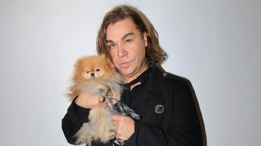 Τρύφωνας Σαμαράς: Σκοτώθηκε το σκυλάκι του στα παρασκήνια του J2US