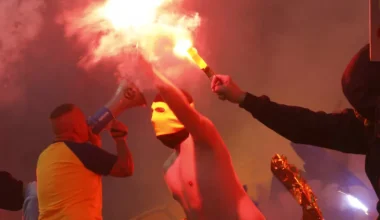 Πανικός στην Πορτογαλία: Επεισόδια πριν το Σπόρτινγκ-Μπενφίκα – Πάνω από εκατό οι συλλήψεις (βίντεο)