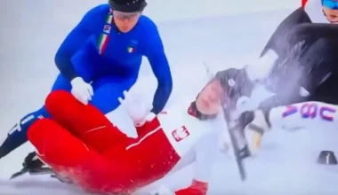 Πανικός στους Χειμερινούς Ολυμπιακούς: Πατινέρ ταχύτητας κτυπήθηκε στο πρόσωπο από τη λεπίδα πατινιού αντιπάλου!