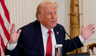 Ο N.Τραμπ δεν θα πάει τελικά στο Μιλάνο για τον τελικό του χόκεϊ επί πάγου ανδρών