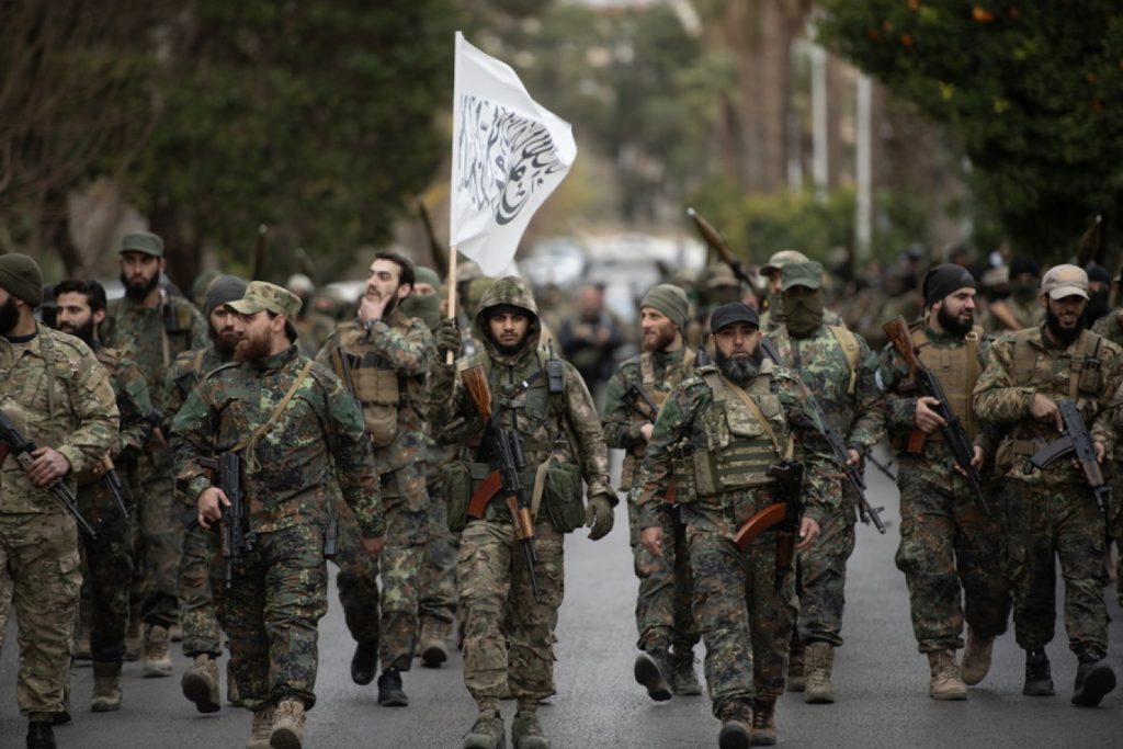 Το ISIS επιτίθεται στον Αλ Σάρα γιατί δεν ιδρύει χαλιφάτο στην Συρία – Η αναφορά στην Τουρκία