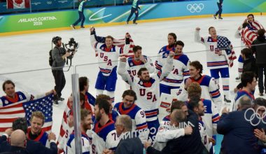Άγριο δούλεμα από τον Λευκό Οίκο στους Καναδούς μετά τη μεγάλη νίκη των ΗΠΑ επί του Καναδά στο χόκεϊ επί πάγου