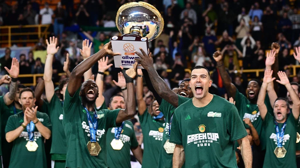 Κυπελλούχος ο Παναθηναϊκός στο μπάσκετ και τα «Aman Aman» και «δεν θα πας πουθε-Ναν» των πανηγυρισμών