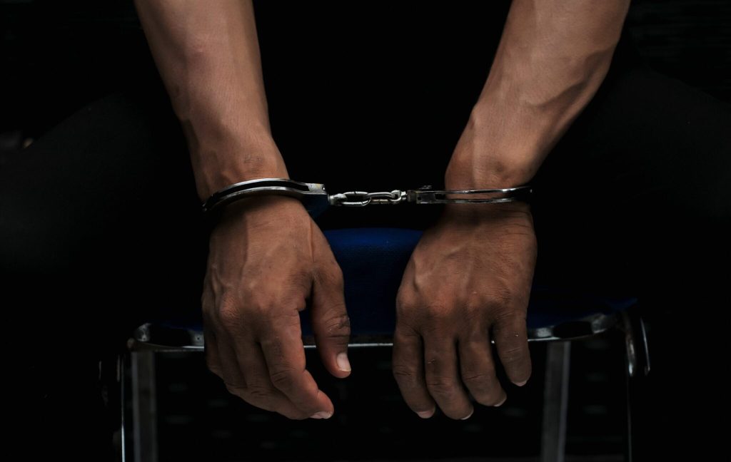 Σάμος: Συνελήφθη 37χρονος αλλοδαπός για πλαστογραφία και παράνομη κατοχή εγγράφων