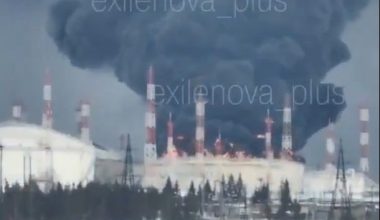 Βίντεο: Ουκρανικά drones έπληξαν μονάδα άντλησης πετρελαίου του αγωγού Druzhba