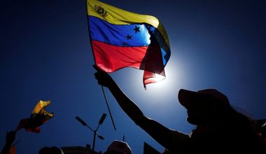 Βενεζουέλα: Αποφυλακίστηκαν ακόμα 23 πολιτικοί κρατούμενοι