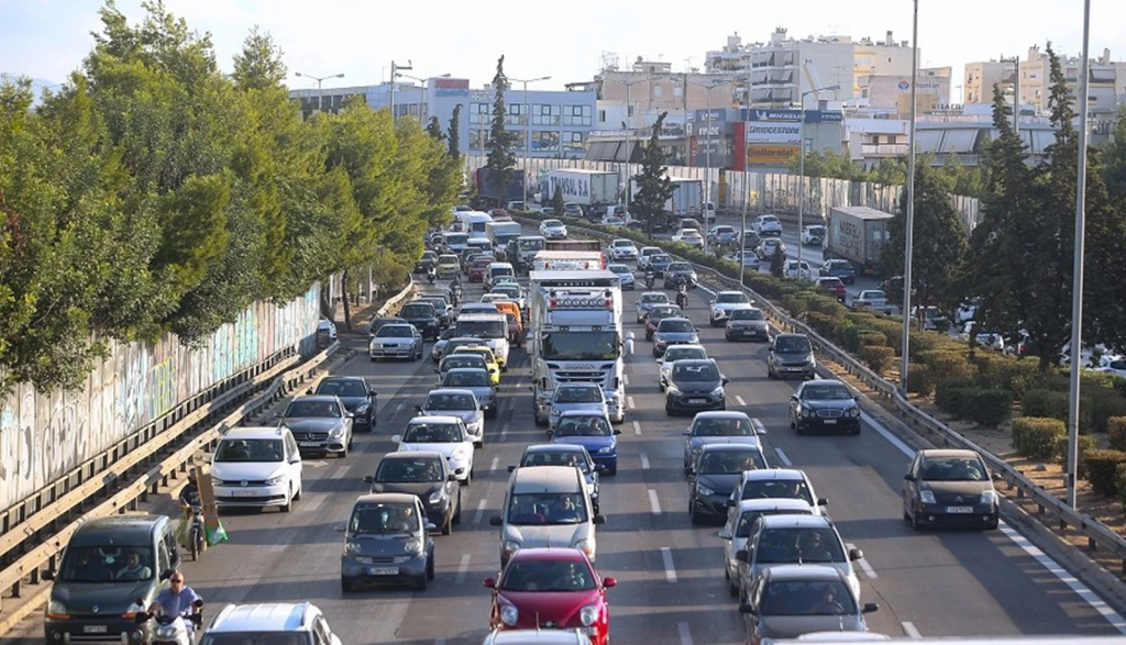 «Ο χρόνος είναι… χρήμα»: Πόσα λεφτά χάνουμε κάθε χρόνο με το μποτιλιάρισμα στους δρόμους της Αθήνας;