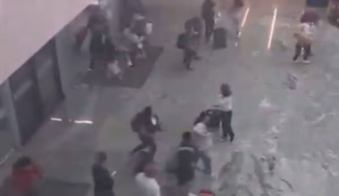 Βίντεο: Πολίτες τρέχουν πανικόβλητοι σε αεροδρόμιο του Μεξικού μετά τη δολοφονία του «El Mencho»