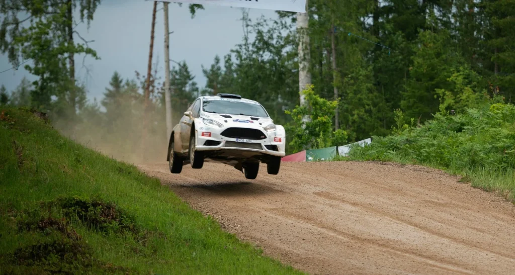 ΗΠΑ: Αγωνιστικό αμάξι έπεσε πάνω σε θεατές και προκάλεσε πανικό – Πολλοί οι τραυματίες (βίντεο)