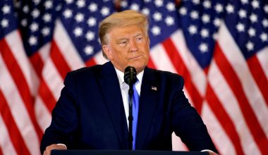 ΗΠΑ: Ανακοίνωσαν πως σταματούν από αύριο την είσπραξη των δασμών που κρίθηκαν «παράνομοι»