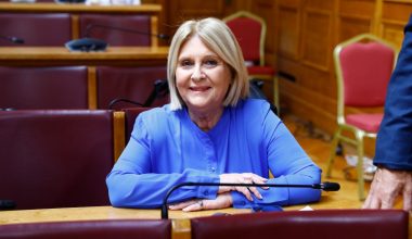 ΣΒούλτεψη: «Οι κομμουνιστές του σήμερα φεύγουν με μία σφαλιάρα»