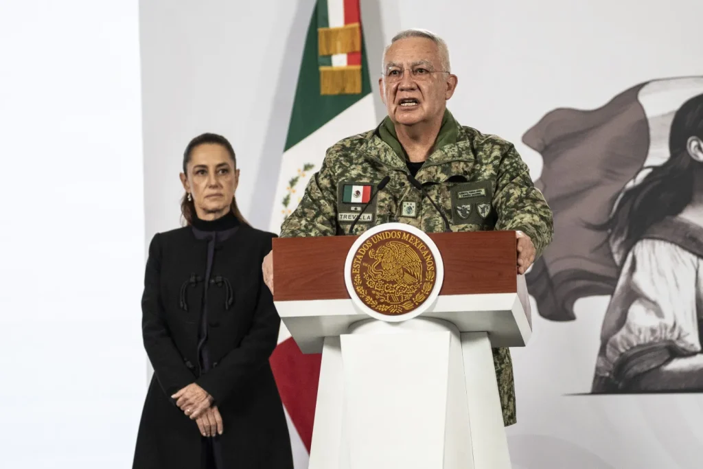 Υπουργός Άμυνας Μεξικού: Από τις ΗΠΑ το 80% των όπλων των καρτέλ